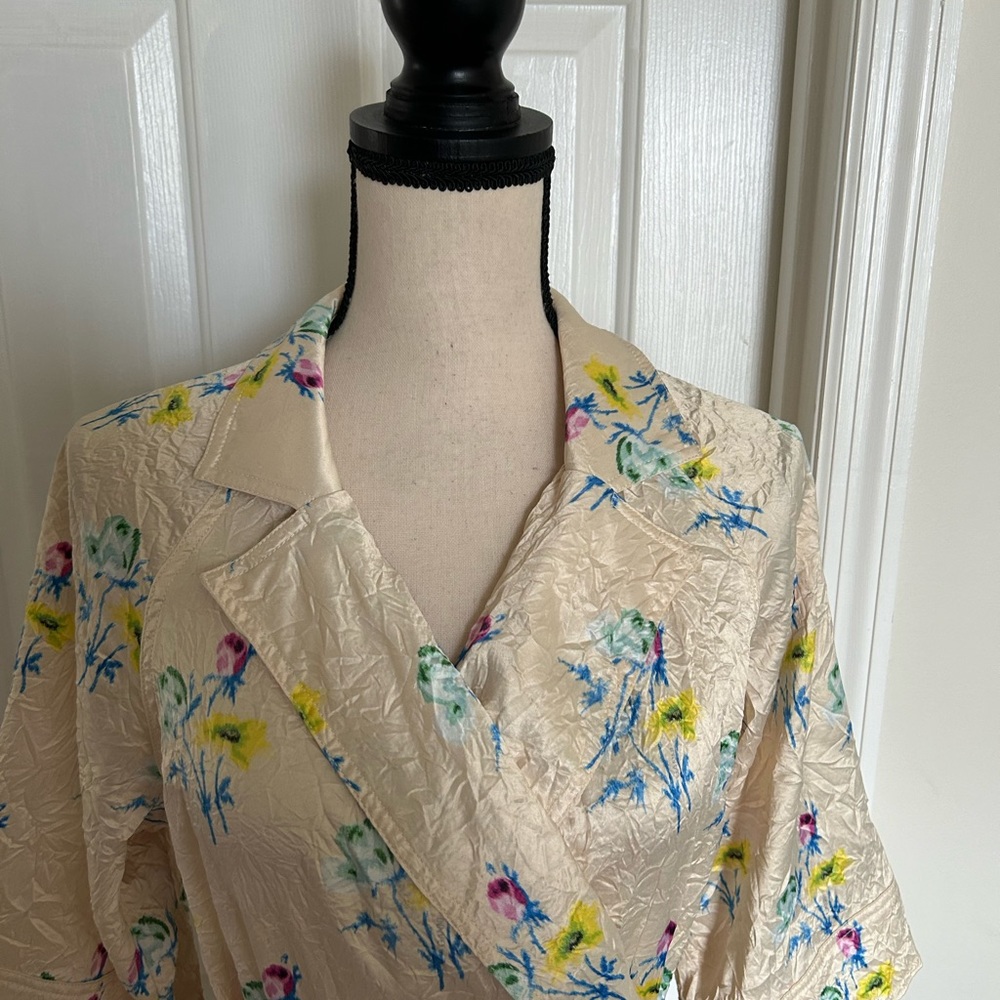 GANNI Floral Crinkled Satin Wrap Dress in Floral Rutabaga - Picture 7 of 16